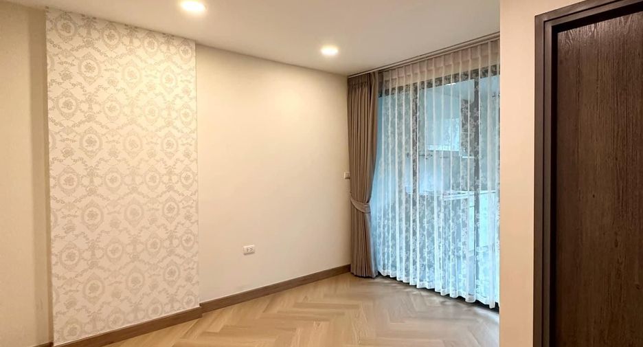 For sale 1 bed condo in Phaya Thai, Bangkok