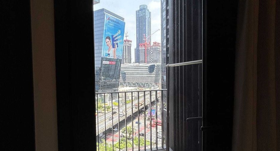 For rent 1 Beds condo in Huai Khwang, Bangkok