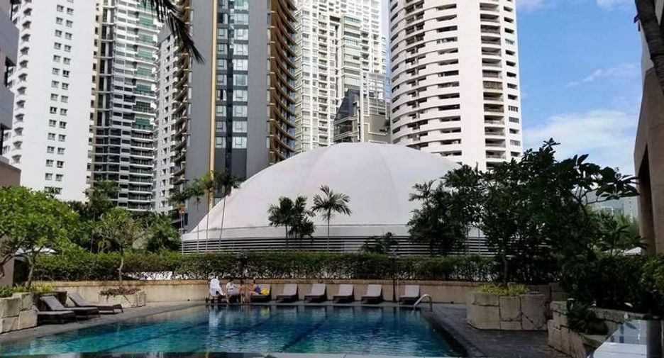 For rent 3 bedrooms condo in Khlong Toei, Bangkok