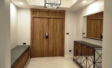 Condo en alquiler de 3 habitaciones en Khlong Toei, Bangkok