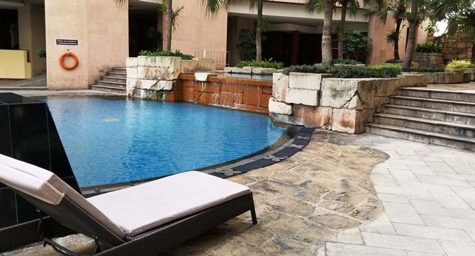 For rent 3 bedrooms condo in Khlong Toei, Bangkok