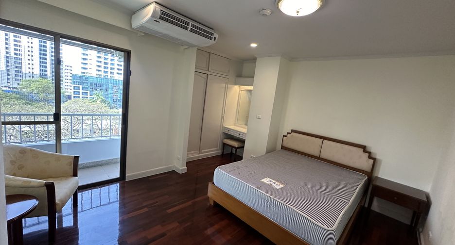 Wohnung zur Miete mit 3 Zimmer in Watthana, Bangkok