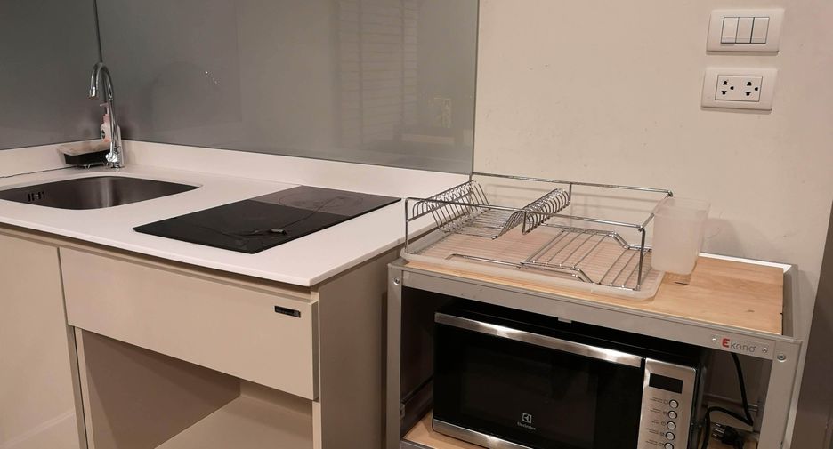 For sale 1 bed condo in Watthana, Bangkok