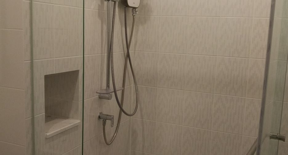 For sale 1 bed condo in Watthana, Bangkok
