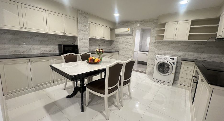 Apartment zur Miete mit 2 Zimmer in Khlong Toei, Bangkok