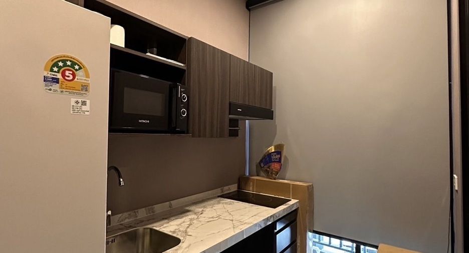For rent 1 bed condo in Khan Na Yao, Bangkok