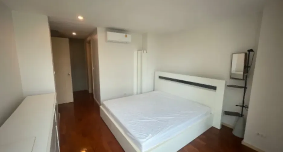Condo en alquiler de 2 habitaciones en Khlong Toei, Bangkok