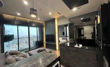 For rent 2 bedrooms condo in Chatuchak, Bangkok