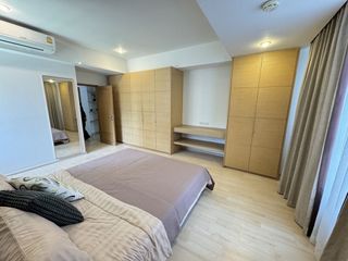 For rent 2 bedrooms apartment in Khlong Toei, Bangkok