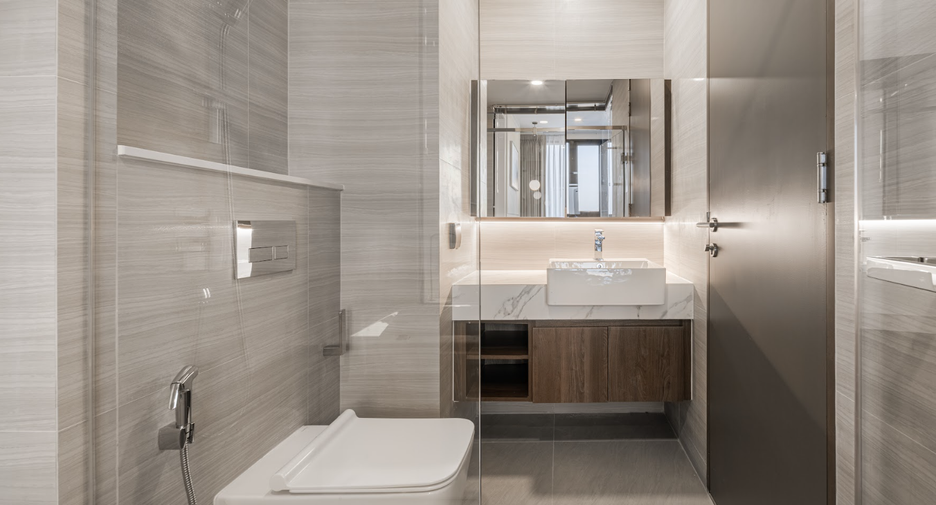 For rent 1 bed condo in Watthana, Bangkok