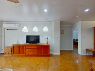 For rent 2 ベッドルーム apartment in Watthana, Bangkok