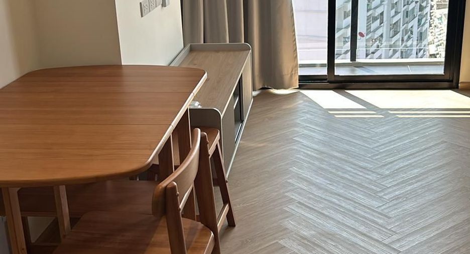For rent 1 bed condo in Thon Buri, Bangkok