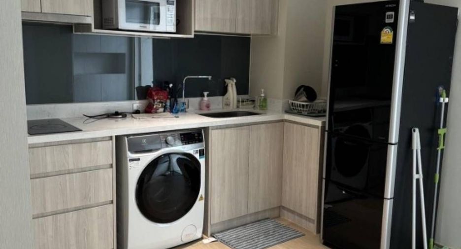 For rent 1 bed condo in Watthana, Bangkok