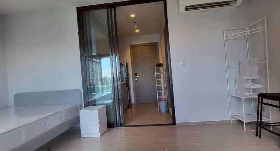 For rent studio condo in Huai Khwang, Bangkok