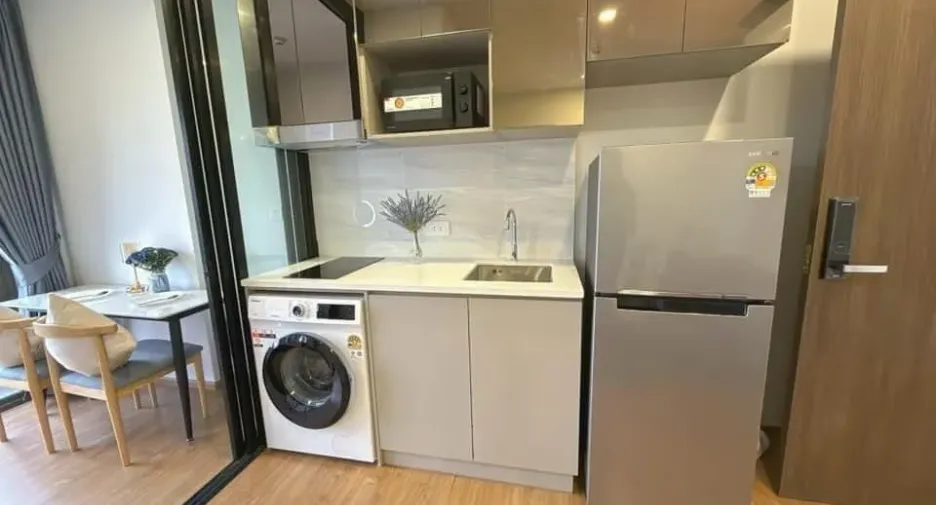 For rent 1 bed condo in Watthana, Bangkok