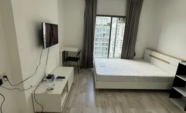For sale studio condo in Phra Khanong, Bangkok