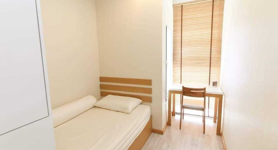 For rent 2 bedrooms condo in Phra Khanong, Bangkok