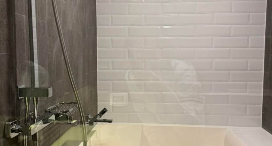 Wohnung zur Miete mit 2 Zimmer in Huai Khwang, Bangkok