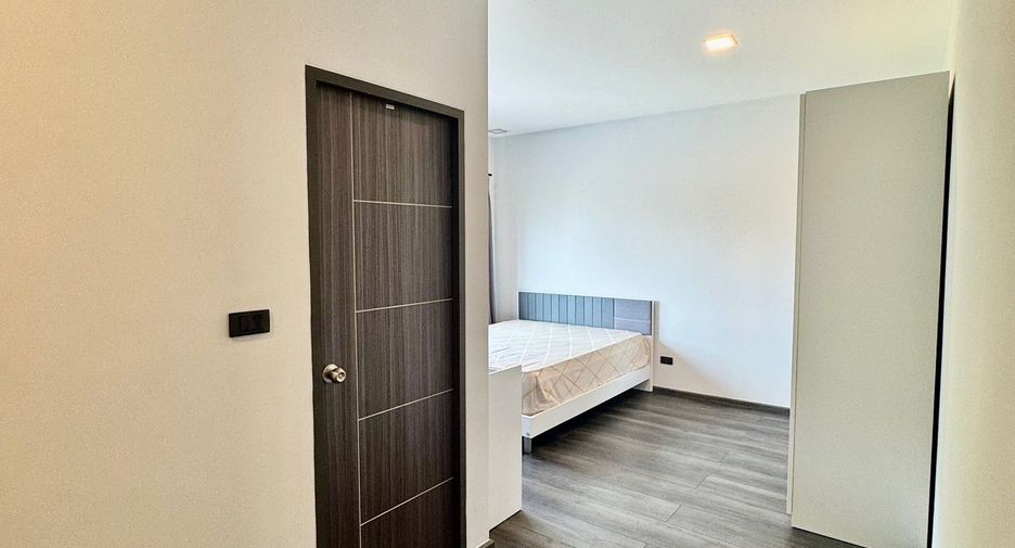Casa en alquiler de 4 habitaciones en Bang Phli, Samut Prakan