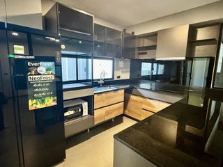 出租 4 卧室 独立屋 在 Bang Phli, Samut Prakan