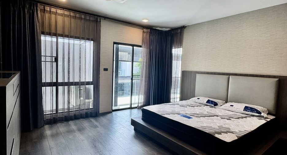 Casa en alquiler de 4 habitaciones en Bang Phli, Samut Prakan
