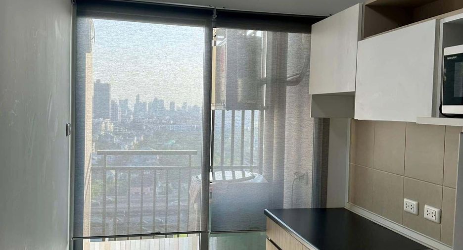 À louer 1 chambre condo à Huai Khwang, Bangkok