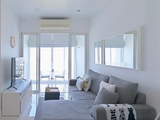 For rent 1 bed condo in Phra Khanong, Bangkok