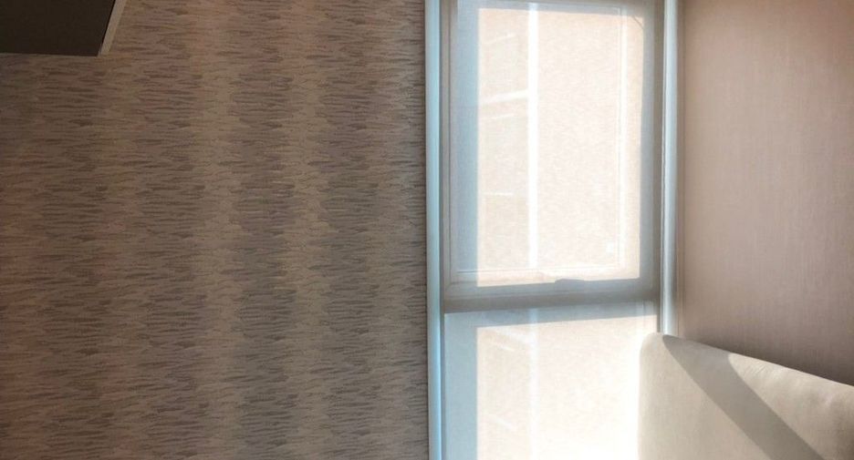 For sale 2 bedrooms condo in Huai Khwang, Bangkok