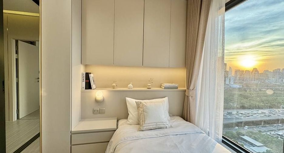 Wohnung zur Miete mit 2 Zimmer in Huai Khwang, Bangkok