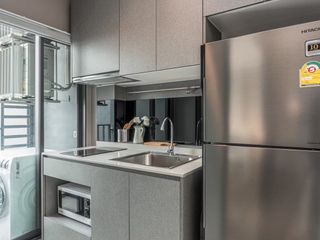 Продажа 1 кровать кондо в Пхра Кханонг, Бангкок