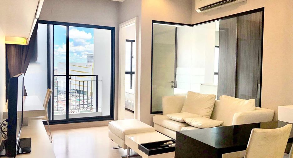 Condo en alquiler de 1 habitaciones en Khlong San, Bangkok