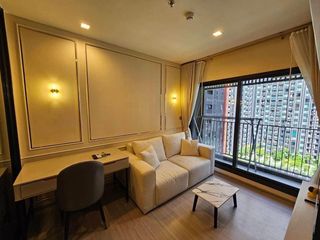 Condo en alquiler de 1 habitaciones en Huai Khwang, Bangkok
