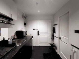 Wohnung zur Miete mit Studio in Huai Khwang, Bangkok