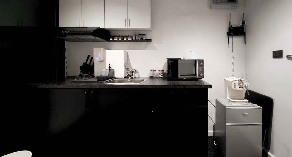 For rent studio condo in Huai Khwang, Bangkok