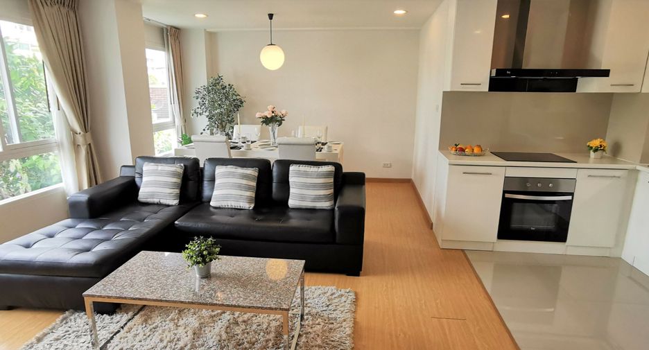 For rent 2 bedrooms apartment in Watthana, Bangkok