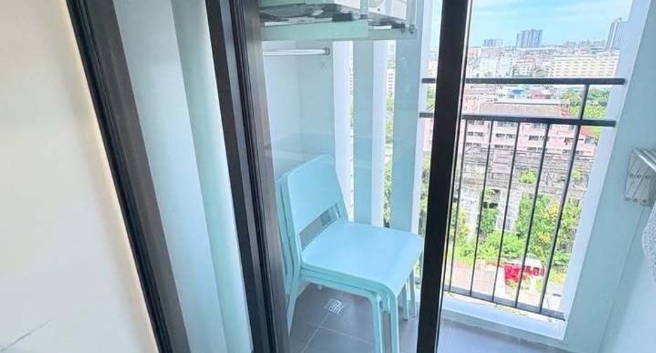 For sale 1 bed condo in Mueang Samut Prakan, Samut Prakan
