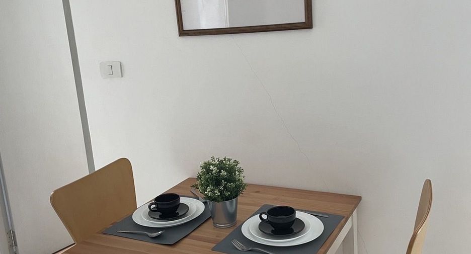 For rent 1 bed condo in Phra Khanong, Bangkok