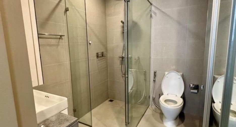 For rent 1 bed condo in Pathum Wan, Bangkok