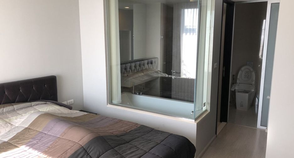 For sale 1 Beds condo in Khlong Toei, Bangkok