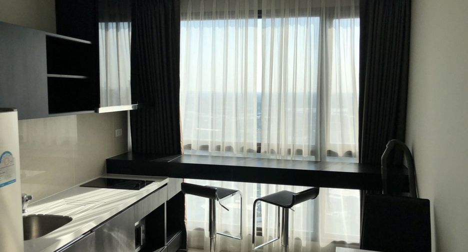 For sale 1 Beds condo in Khlong Toei, Bangkok