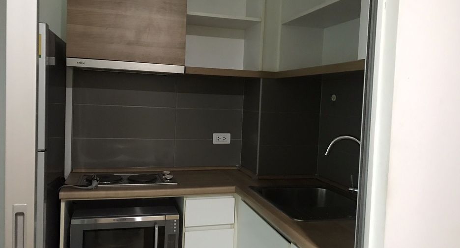 Wohnung zum Kauf mit 1 Zimmer in Watthana, Bangkok