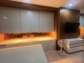 Condo en alquiler de 2 habitaciones en Khlong Toei, Bangkok