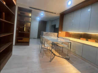 Condo en alquiler de 2 habitaciones en Khlong Toei, Bangkok