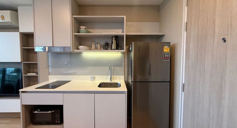 Condo en alquiler de 1 habitaciones en Phra Khanong, Bangkok