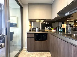 Продажа 2 спальни кондо в Щаттхана, Бангкок