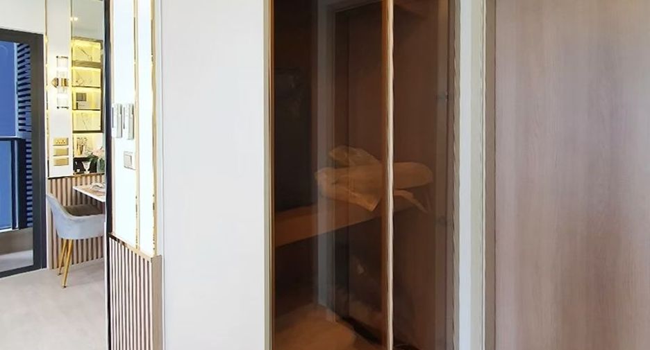 For rent 1 bed condo in Huai Khwang, Bangkok
