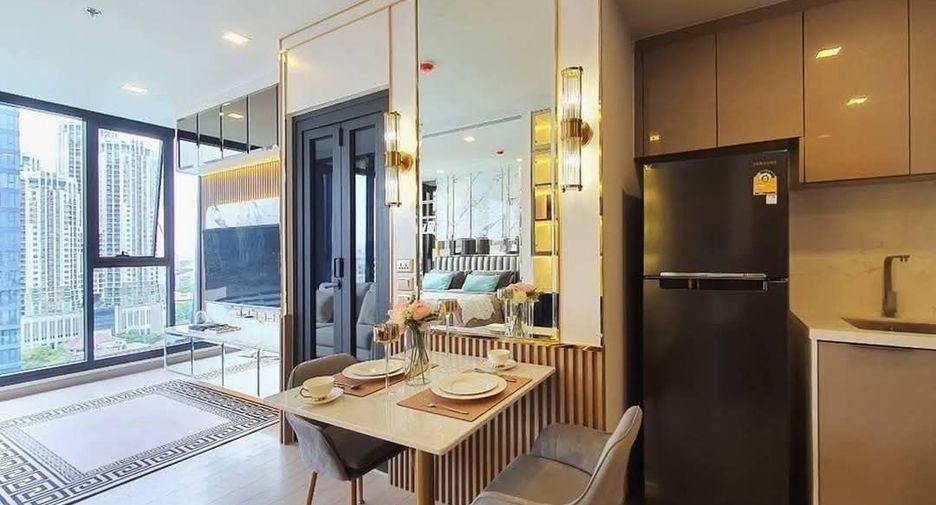 For rent 1 bed condo in Huai Khwang, Bangkok