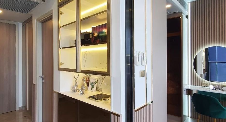 For rent 1 bed condo in Huai Khwang, Bangkok
