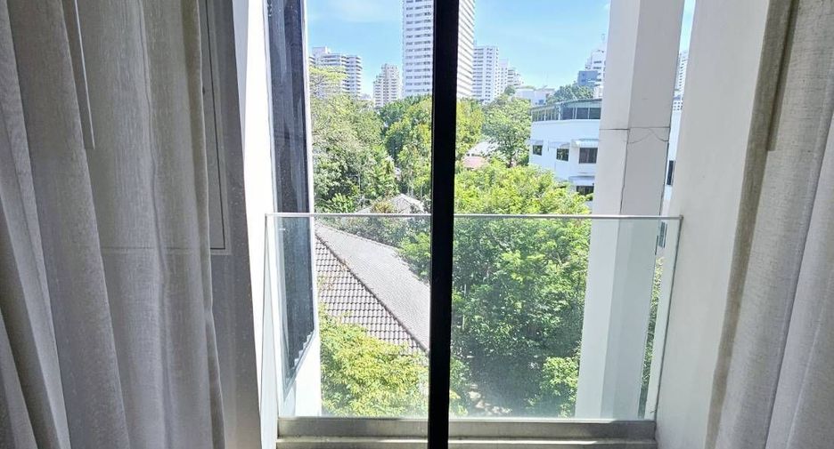 Condo en alquiler de 1 habitaciones en Khlong Toei, Bangkok