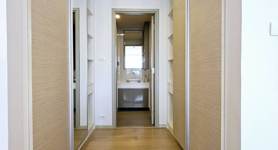 Condo en alquiler de 1 habitaciones en Khlong Toei, Bangkok